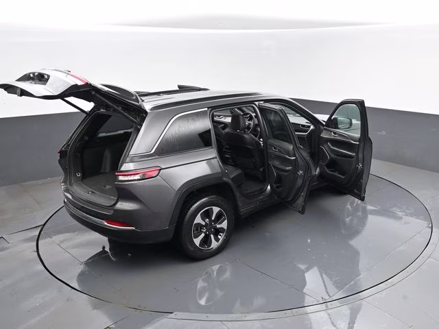 2024 Baltic Gray Metallic Clearcoat Jeep Grand Cherokee 4xe 4X4 SUV