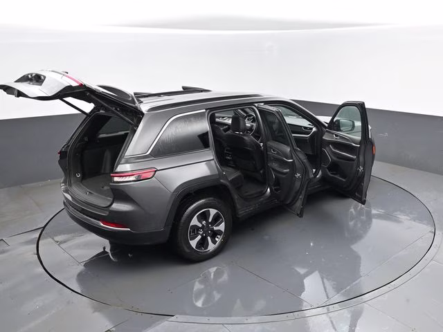 2024 Baltic Gray Metallic Clearcoat Jeep Grand Cherokee 4xe 4X4 SUV