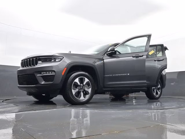 2024 Baltic Gray Metallic Clearcoat Jeep Grand Cherokee 4xe 4X4 SUV