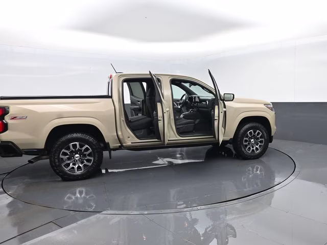 2023 Sand Dune Metallic Chevrolet Colorado Z71 4X4 Truck