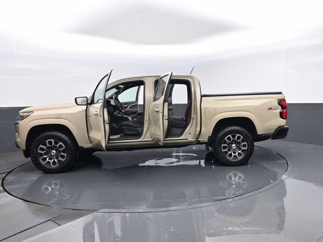 2023 Sand Dune Metallic Chevrolet Colorado Z71 4X4 Truck
