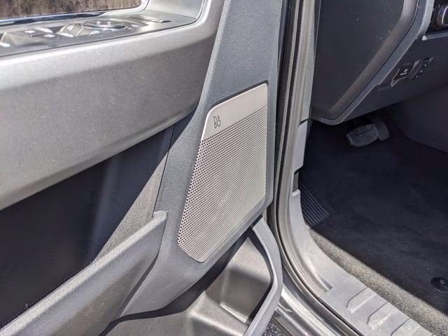 2026 Carbonized Gray Metallic Ford Super Duty F-250 SRW Lariat 4X4 Truck