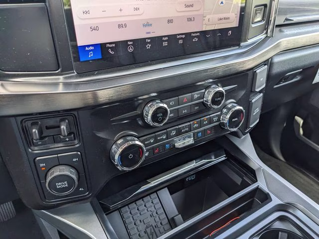 2026 Carbonized Gray Metallic Ford Super Duty F-250 SRW Lariat 4X4 Truck