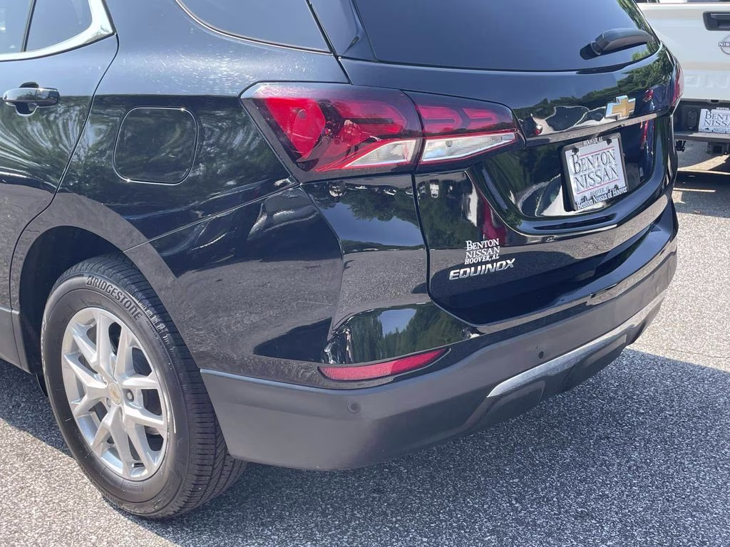 2024 Mosaic Black Metallic Chevrolet Equinox LT AWD SUV