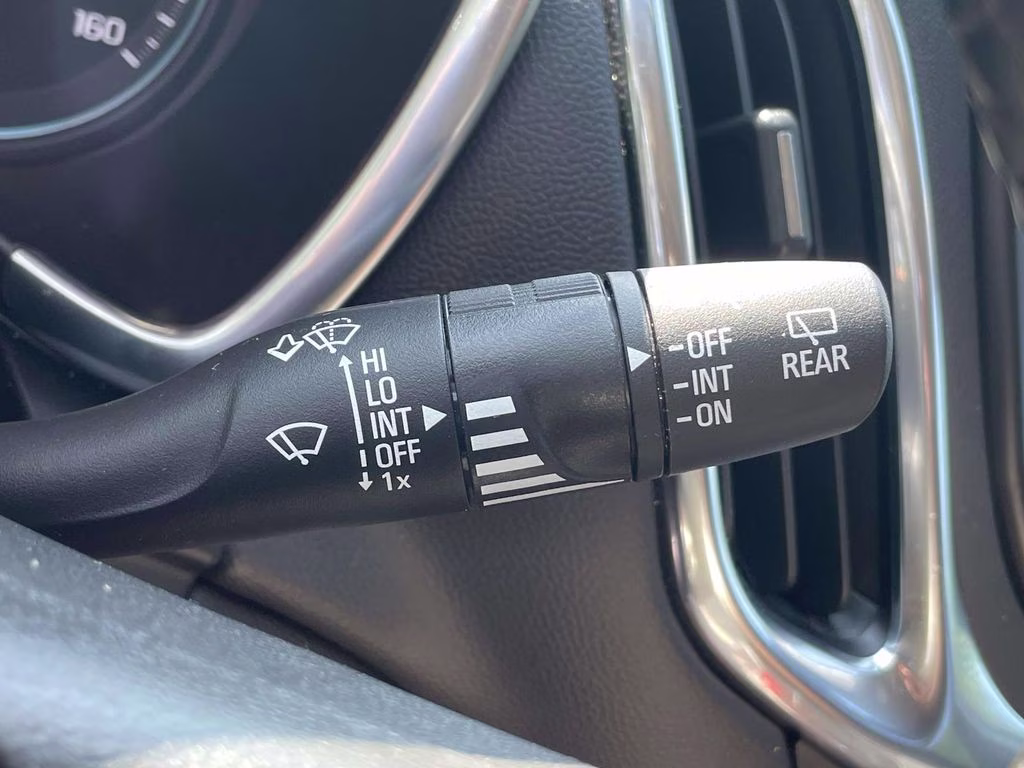 2024 Mosaic Black Metallic Chevrolet Equinox LT AWD SUV