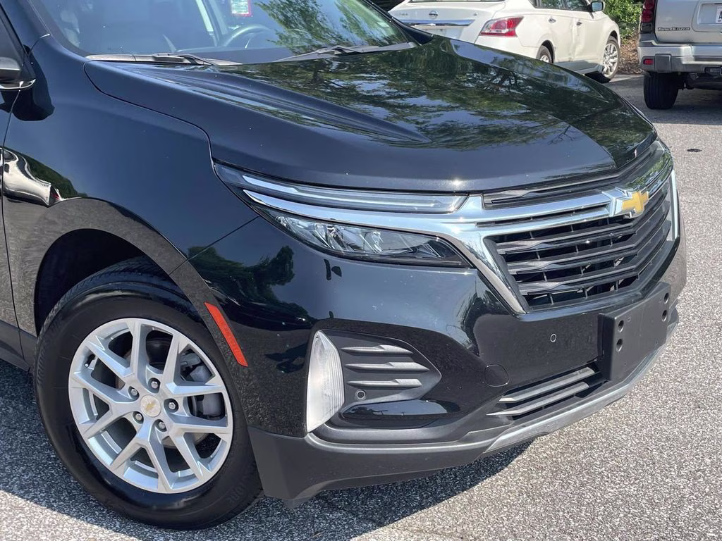 2024 Mosaic Black Metallic Chevrolet Equinox LT AWD SUV