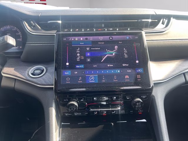 2023 Velvet Red Pearlcoat Jeep Grand Cherokee Overland 4X4 SUV