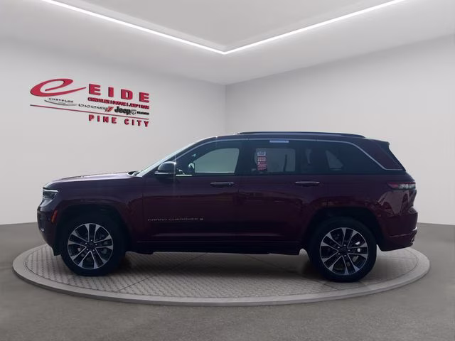 2023 Velvet Red Pearlcoat Jeep Grand Cherokee Overland 4X4 SUV