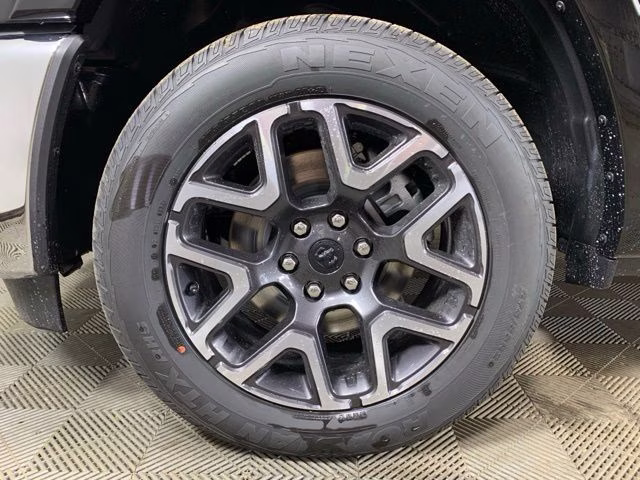 2026 Diamond Black Crystal Pearlcoat Ram 1500 Laramie 4X4 Truck