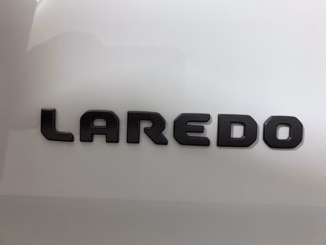 2026 Bright White Clearcoat Jeep Cherokee Laredo 4X4 SUV