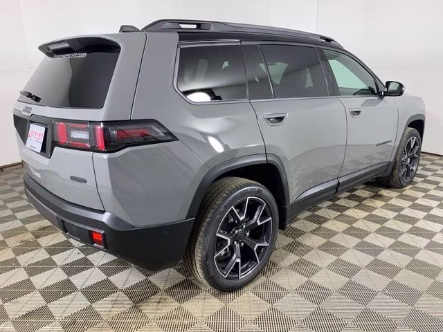 2026 Sting-Gray Clearcoat Jeep Cherokee Overland 4X4 SUV