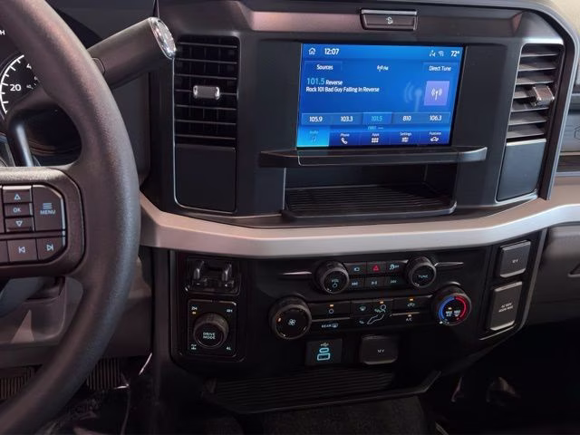 2026 Oxford White Ford Super Duty F-250 SRW XL 4X4 Truck