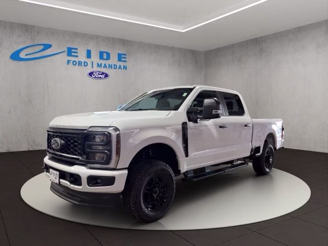 2026 Oxford White Ford Super Duty F-250 SRW XL 4X4 Truck