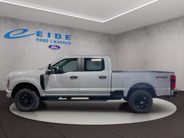 2026 Avalanche Ford Super Duty F-250 SRW XL 4X4 Truck