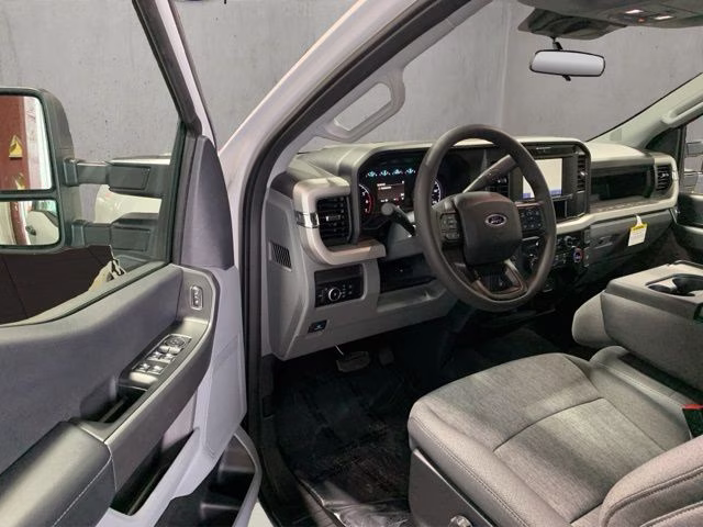 2026 Avalanche Ford Super Duty F-250 SRW XL 4X4 Truck