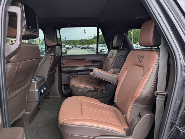 2023 Black Metallic Ford Expedition Max King Ranch 4X4 SUV