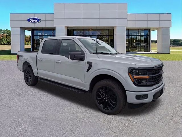 2026 Avalanche Ford F-150 XLT 4X4 Truck