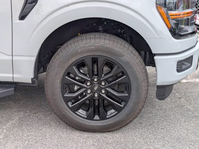2026 Avalanche Ford F-150 XLT 4X4 Truck