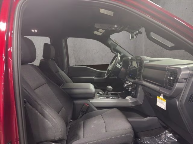 2026 Ruby Red Met Tinted CC Ford F-150 XLT Black Appearance 4X4 Truck