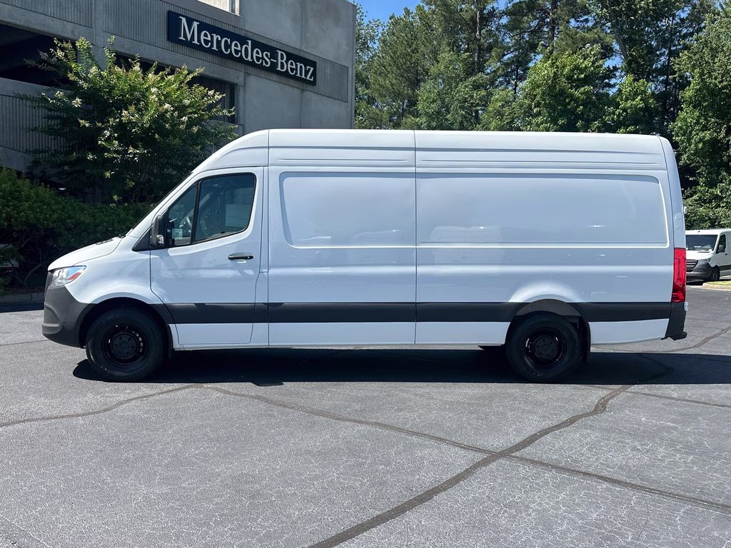 2026 Arctic Mercedes-Benz Sprinter 2500 Cargo 170 WB RWD Van