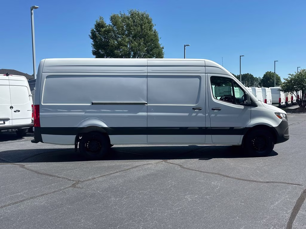 2026 Arctic Mercedes-Benz Sprinter 2500 Cargo 170 WB RWD Van