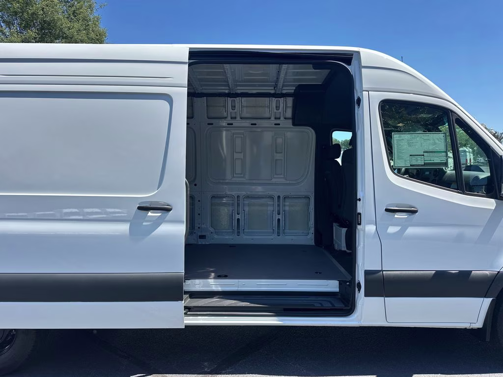 2025 Arctic Mercedes-Benz Sprinter 2500 Cargo 170 WB RWD Van