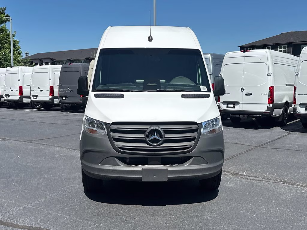 2025 Arctic Mercedes-Benz Sprinter 2500 Cargo 170 WB RWD Van