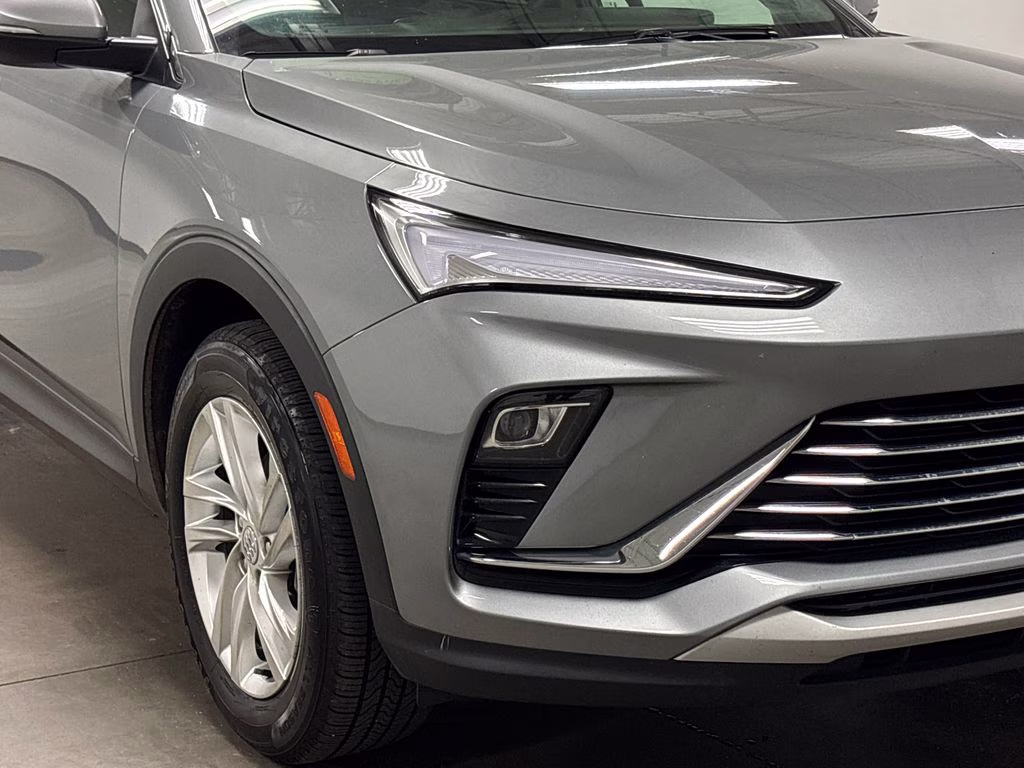 2025 Moonstone Gray Metallic Buick Envista Preferred FWD SUV
