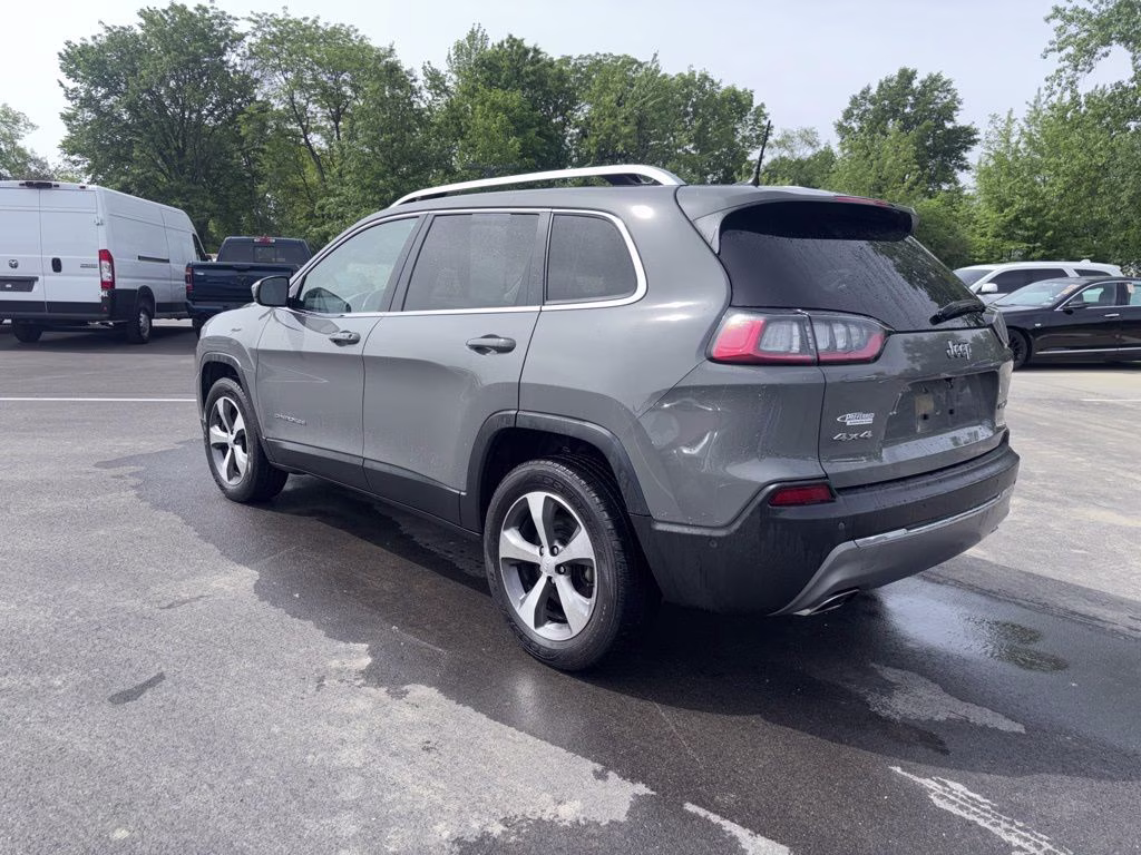 2021 Sting-Gray Clearcoat Jeep Cherokee Limited 4X4 SUV
