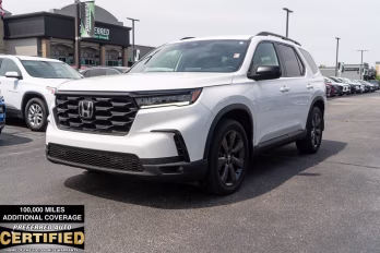 2025 White Honda Pilot Sport AWD SUV
