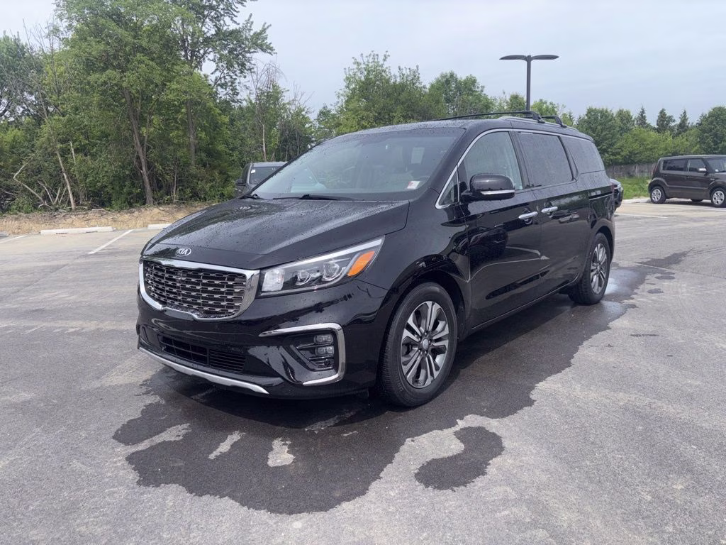 2021 Kia Sedona SX's photo