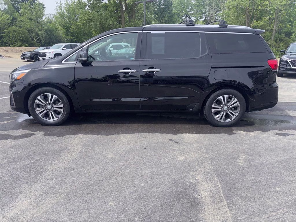 2021 Aurora Black Kia Sedona SX FWD Van