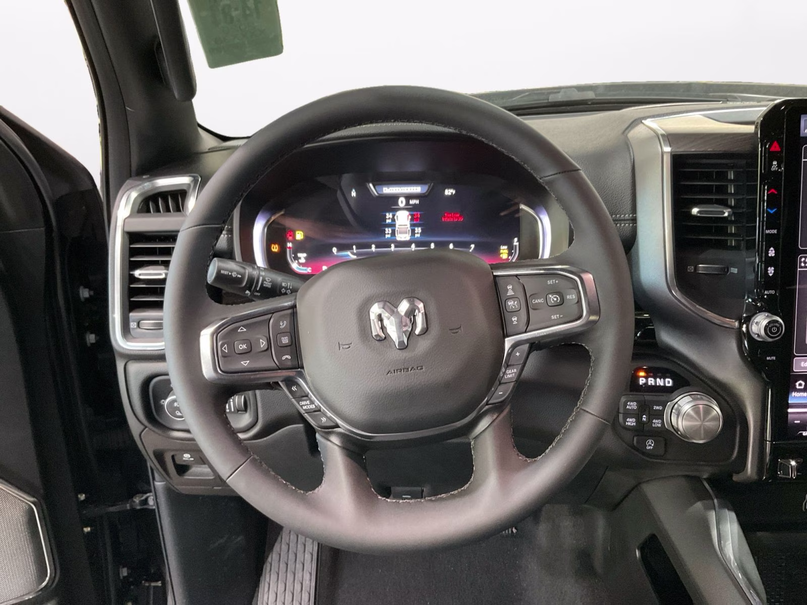 2026 Diamond Black Crystal Pearlcoat Ram 1500 Laramie 4X4 Truck