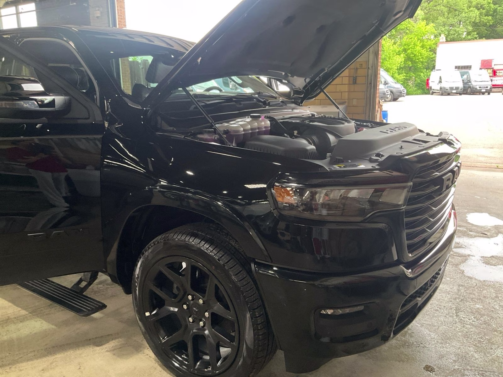2026 Diamond Black Crystal Pearlcoat Ram 1500 Laramie 4X4 Truck