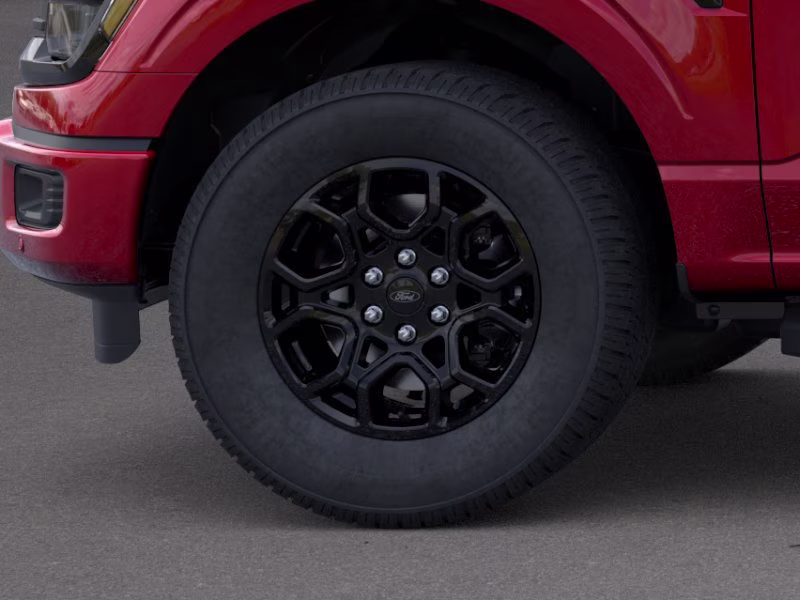 2026 Ruby Red Metallic Tinted Clearcoat Ford F-150 XLT Crew Cab Pickup RWD Truck