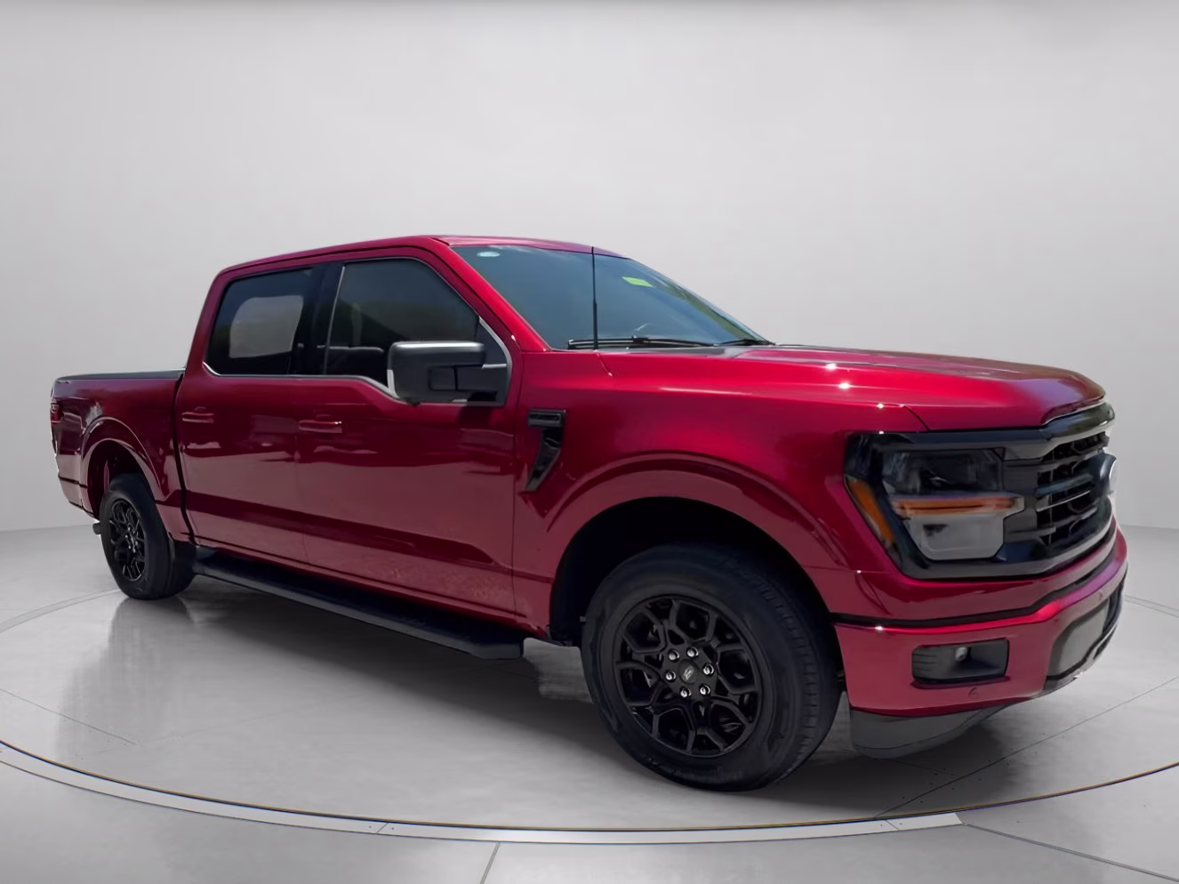 2026 Ruby Red Metallic Tinted Clearcoat Ford F-150 XLT Crew Cab Pickup RWD Truck