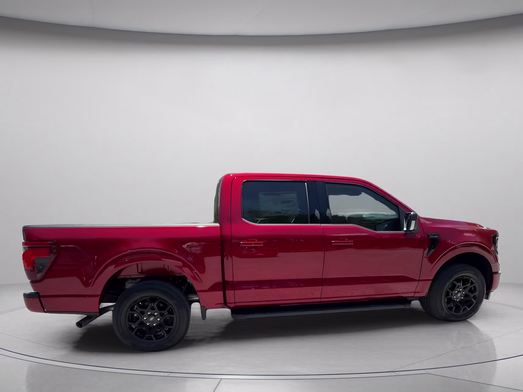2026 Ruby Red Metallic Tinted Clearcoat Ford F-150 XLT Crew Cab Pickup RWD Truck