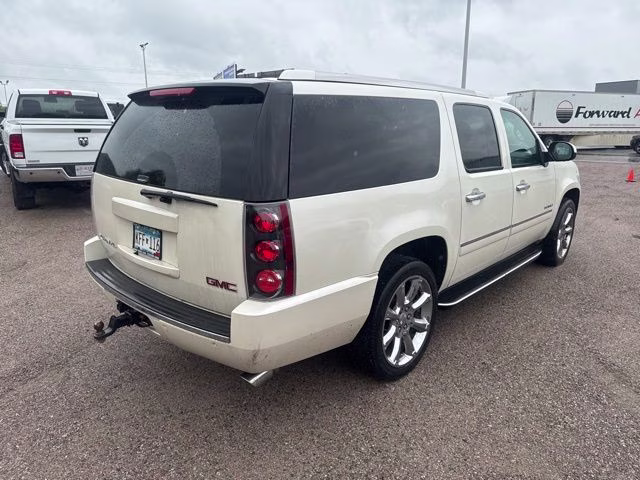 2014 White Diamond Tricoat GMC Yukon XL Denali AWD SUV