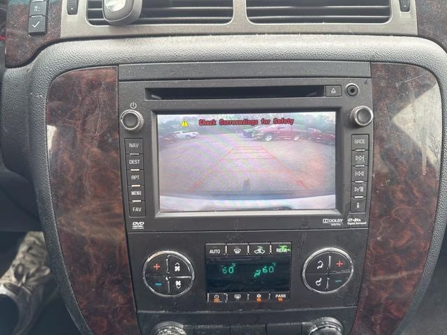 2014 White Diamond Tricoat GMC Yukon XL Denali AWD SUV