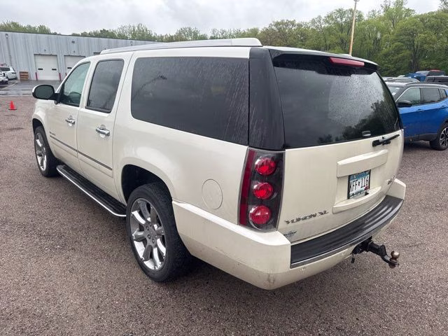 2014 White Diamond Tricoat GMC Yukon XL Denali AWD SUV