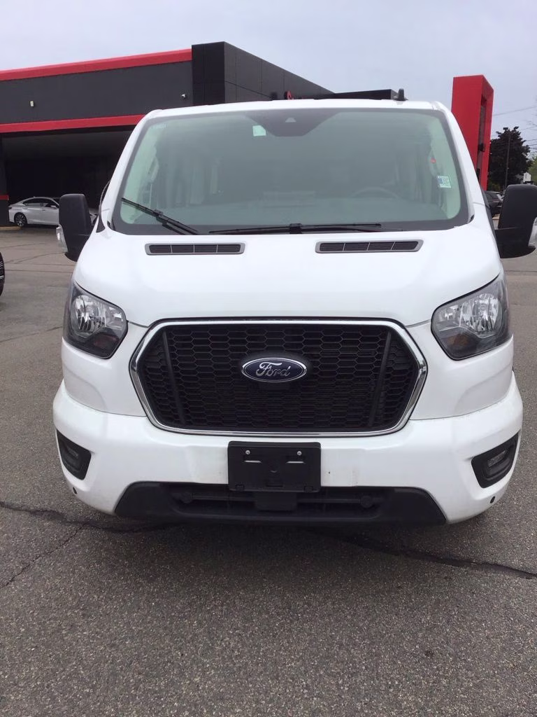 2024 Oxford White Ford Transit-350 XLT RWD Crossover