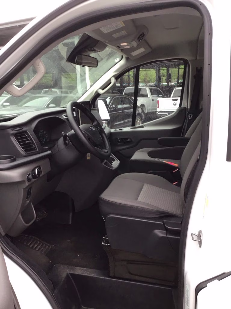 2024 Oxford White Ford Transit-350 XLT RWD Crossover