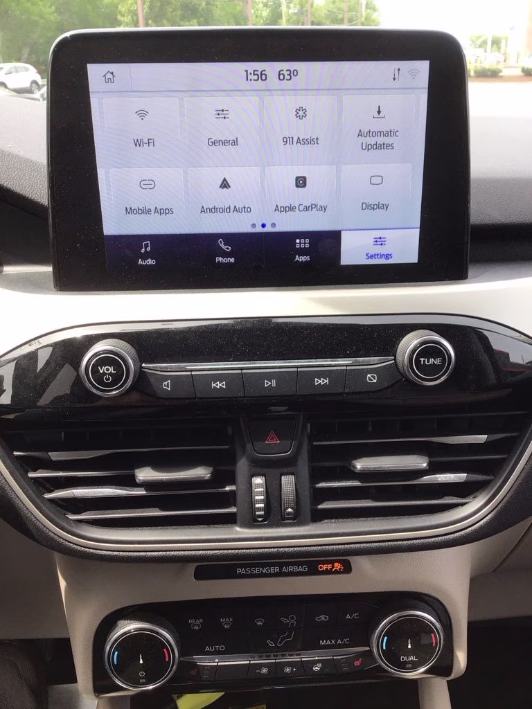 2022 Oxford White Ford Escape SEL AWD SUV