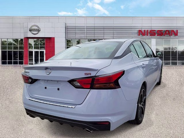 2026 Gray Sky Pearl Nissan Altima 2.5 SR FWD Sedan