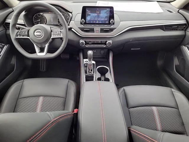 2026 Gray Sky Pearl Nissan Altima 2.5 SR FWD Sedan