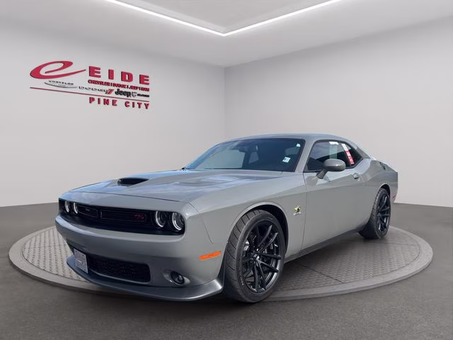 2023 Dodge Challenger R/T Scat Pack's photo