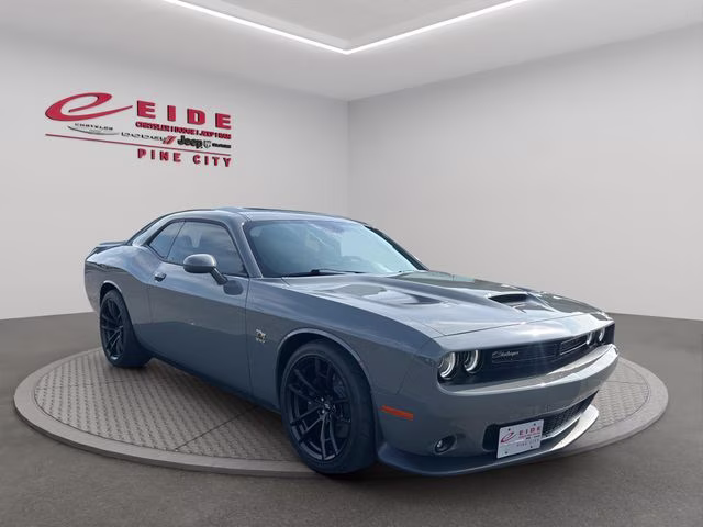 2023 Destroyer Gray Clearcoat Dodge Challenger R/T Scat Pack RWD Coupe