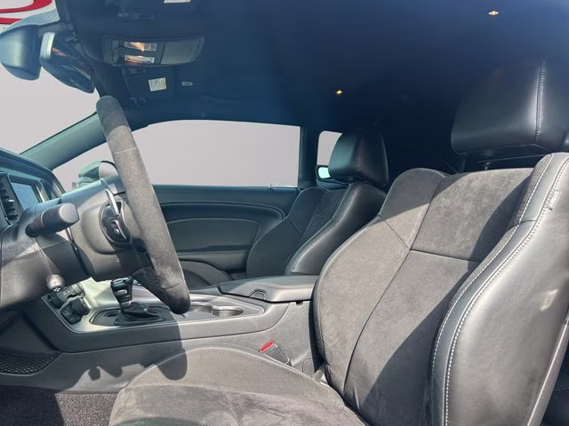 2023 Destroyer Gray Clearcoat Dodge Challenger R/T Scat Pack RWD Coupe