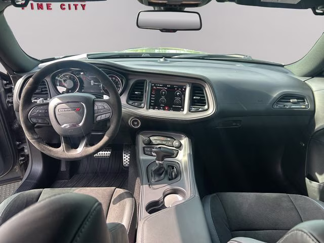 2023 Destroyer Gray Clearcoat Dodge Challenger R/T Scat Pack RWD Coupe