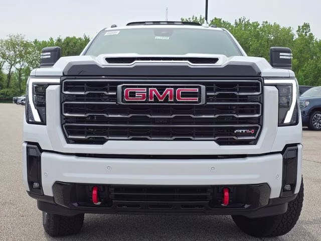 2026 Summit White GMC Sierra 2500HD AT4 4X4 Truck
